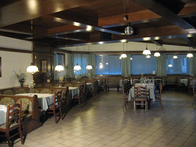 k-restaurant-080730-037
