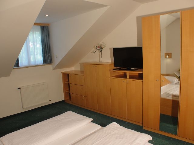Ap431 Schlafzimmer p4